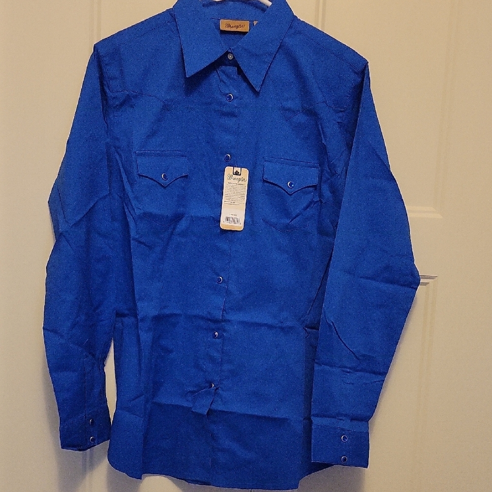 NWT Wrangler Royal Blue Long Sleeve Shirt